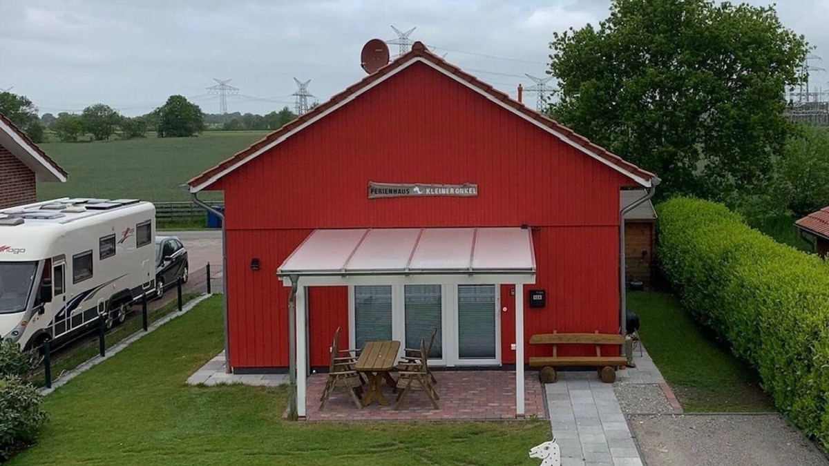 Conneforde House | Little Uncle" Cottage