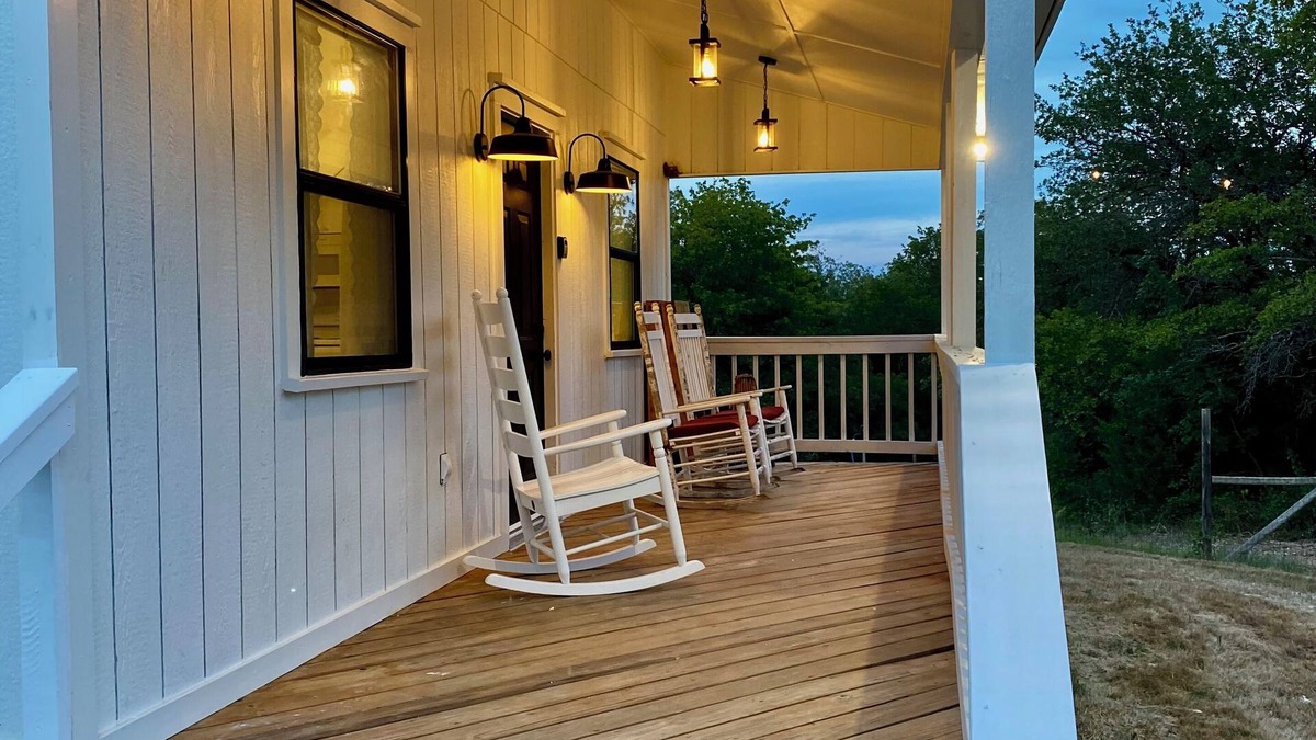 Sunset Cabin | Little White Barn - Private 20 Acre Escape w/ Pond
