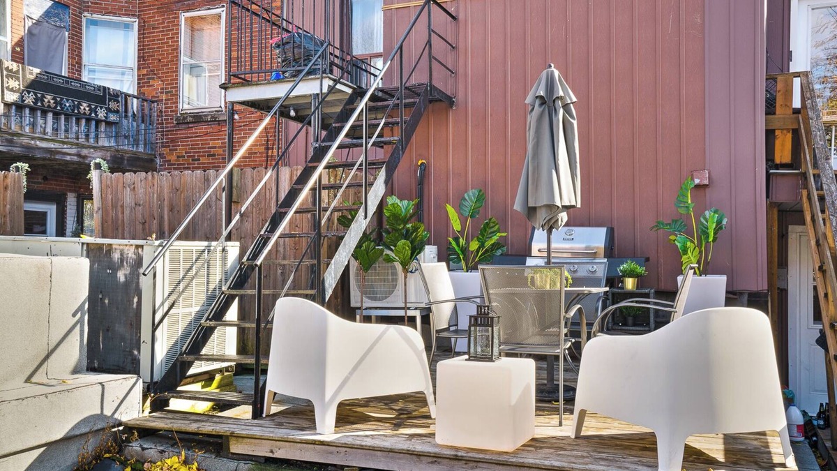 Plateau Mont Royal Apartment | Liv MTL - Avenue