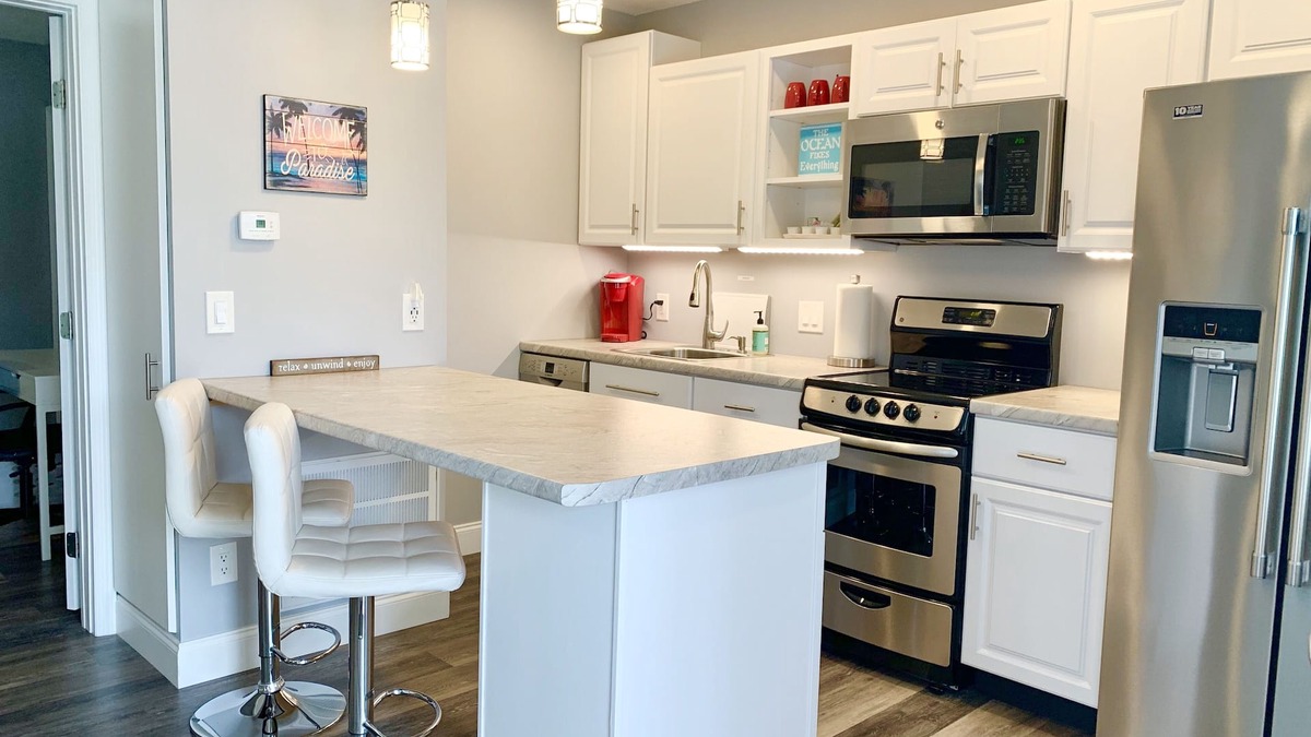 St. Pete Beach Cottage | Live Like a Local :) 2 BLOCKS TO THE BEACH