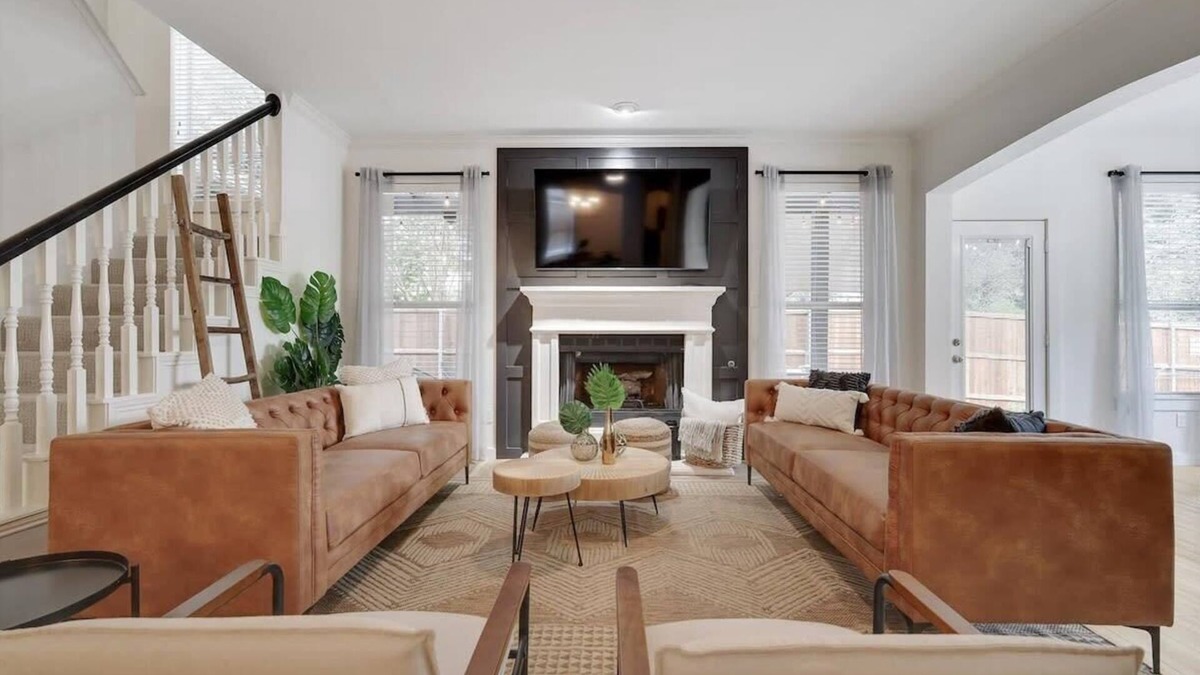 Highland Village House | Live Like Royalty - Highland Village 6BR Mansion
