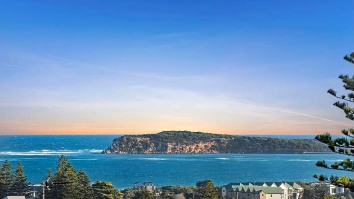 Ocean Grove House | Live the dream with pool, spa and ocean views