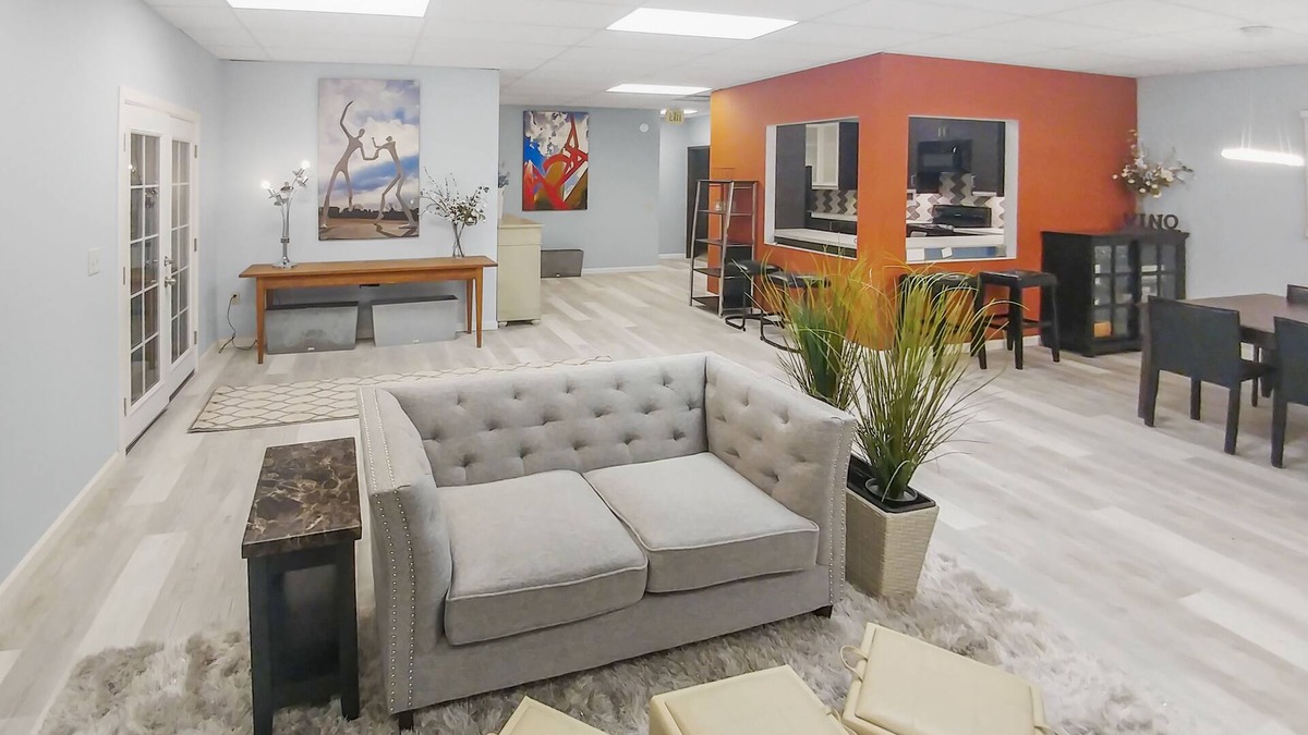 Rosedale Condo | Live/Work Close - Spacious 1 Bdrm, + EV charging, South of Downtown Denver