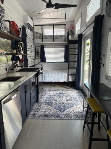 Clermont Villa | Lively Pet-Welcoming Tiny Haven in Bustling Clermont!