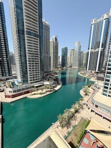 Jumeirah Lake Towers Apartment | Livincci- 1 Bed Apartment in JLT-10