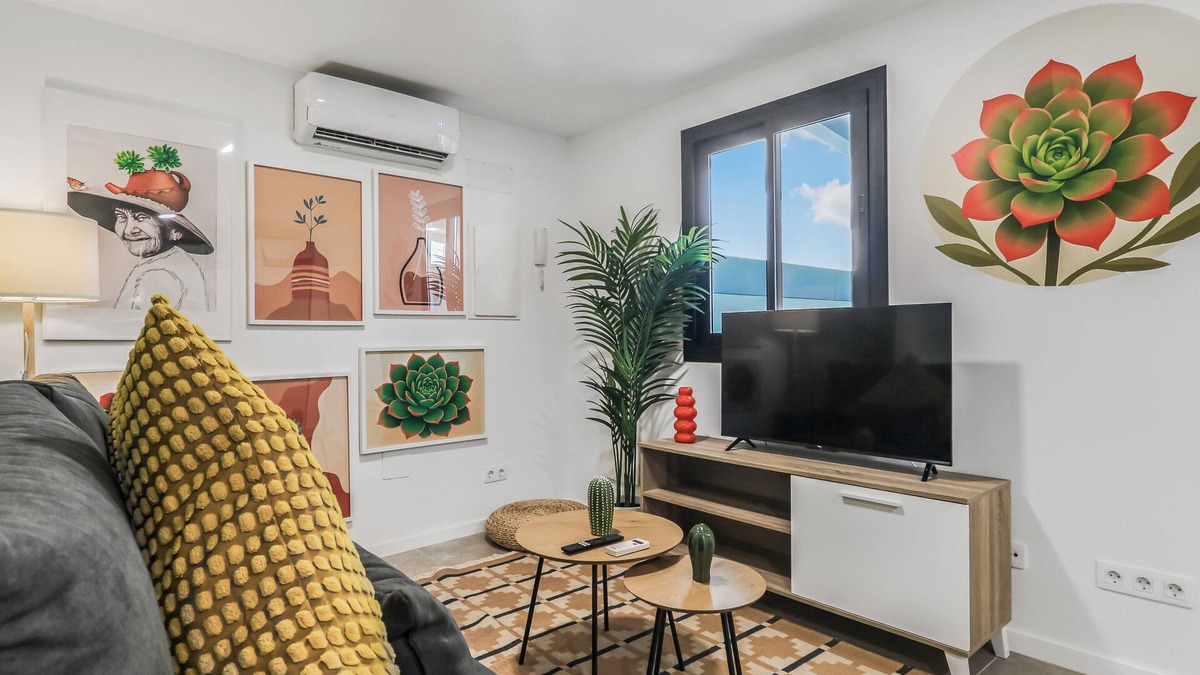 Vecindario Apartment | Living Central Stay Bejeque