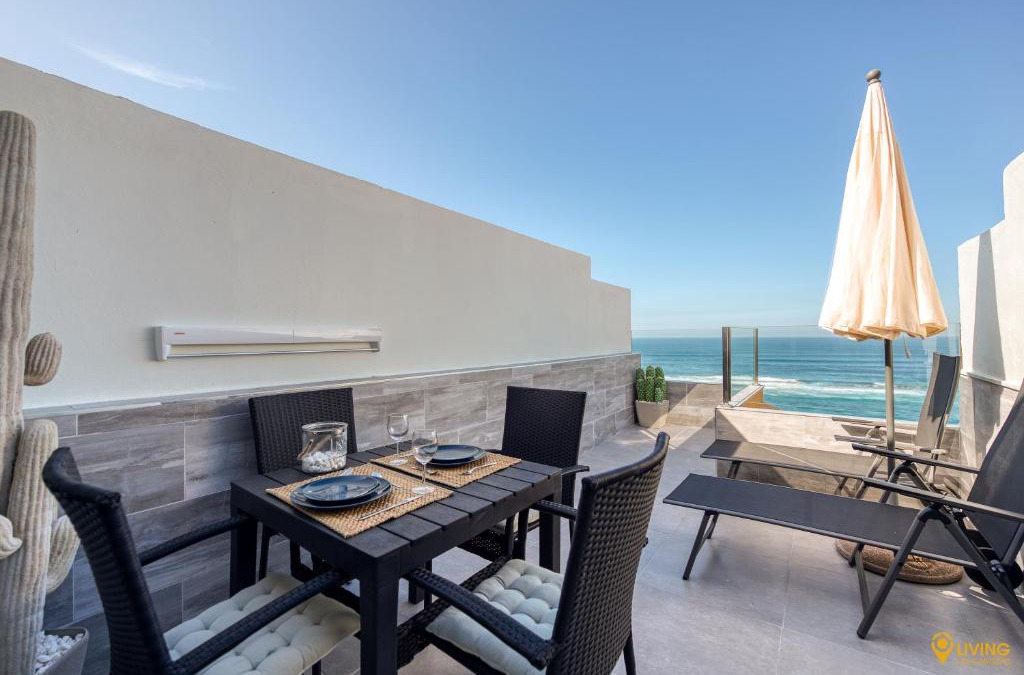 Las Palmas de Gran Canaria Apartment | Living Las Canteras Homes - SEDUCTIVE BEACHFRONT