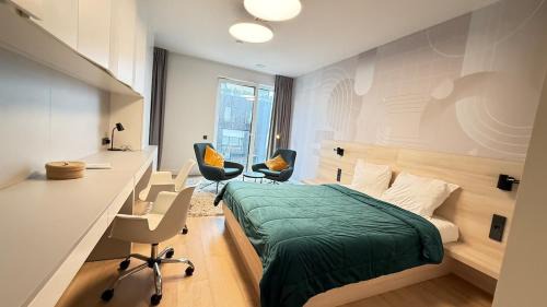 Cessange Apartment | Livingstones III - Henry's 411 - 2P - Shared Kitchen