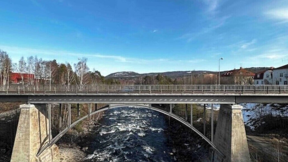 Ljungaverk House | Ljungaverk 90kvm lägenhet med 2 sovrum.öppen spis