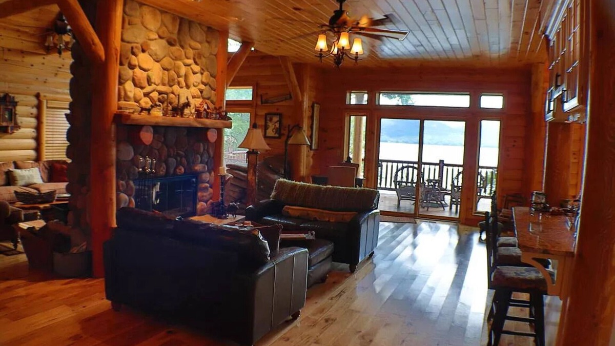Bolton Landing House | Lk George lake view luxury log cabin. Ski Gore!