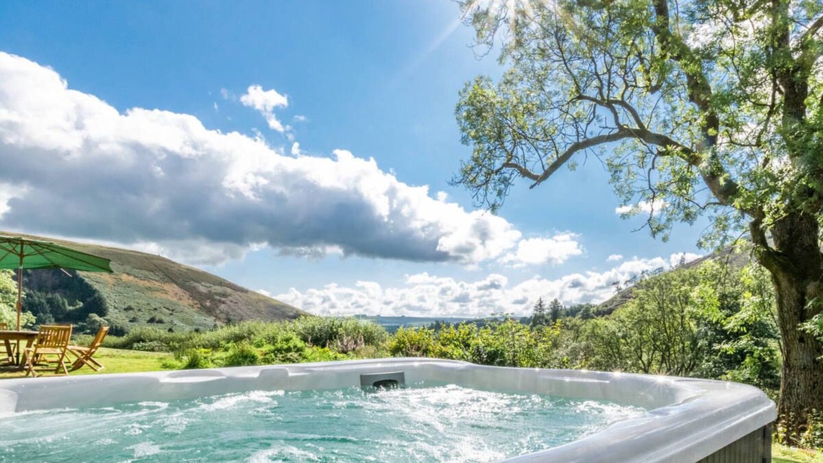 Llanwrtyd Wells House | Llety Llanwrtyd in Llanwrtyd Wells