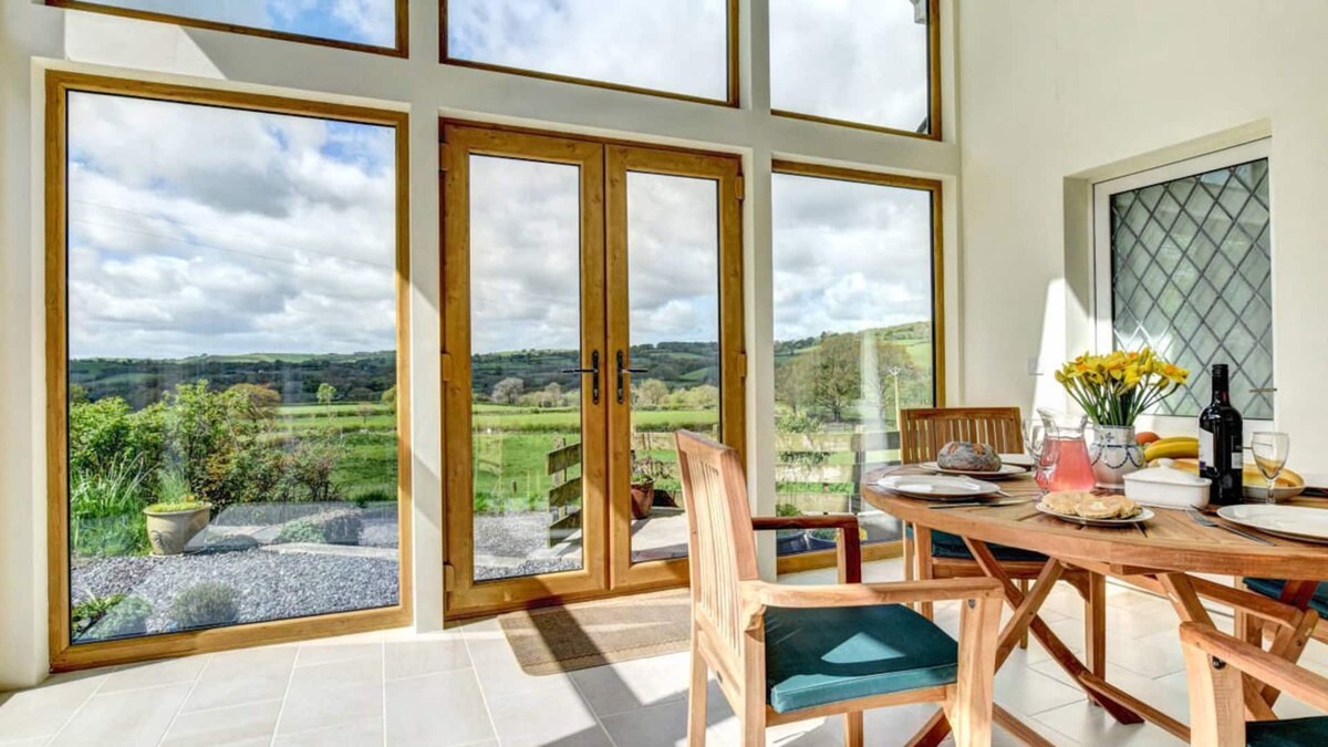 Llanwrda House | Llety'r Wennol in the beautiful Llanwrda