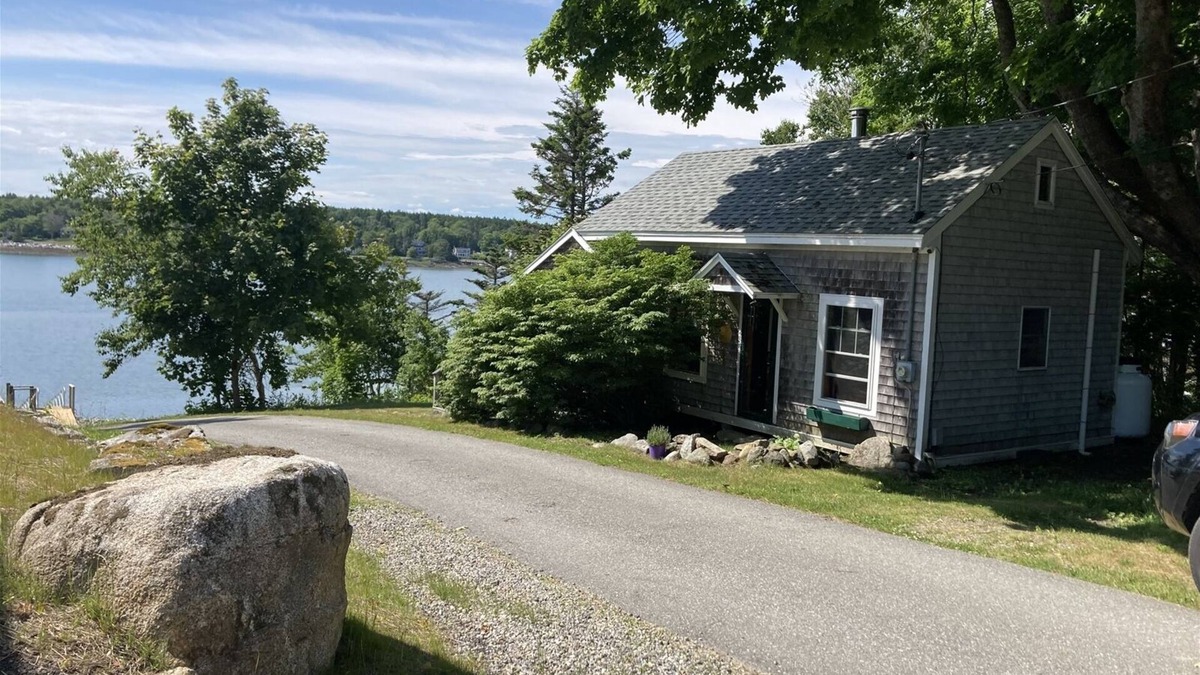 Spruce Head House | LOBSTER TRAP COTTAGE - Town of South Thomaston