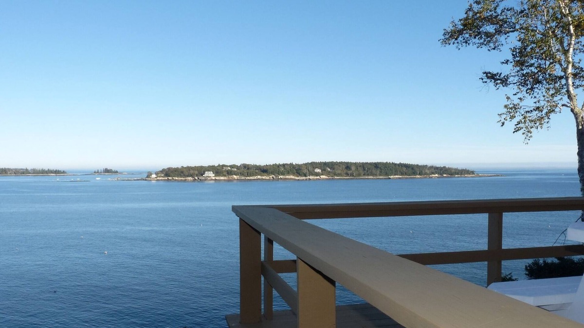 East Boothbay Cottage | LobsterCliff Cottage - Oceanfront with Sweeping Panoramic Views!