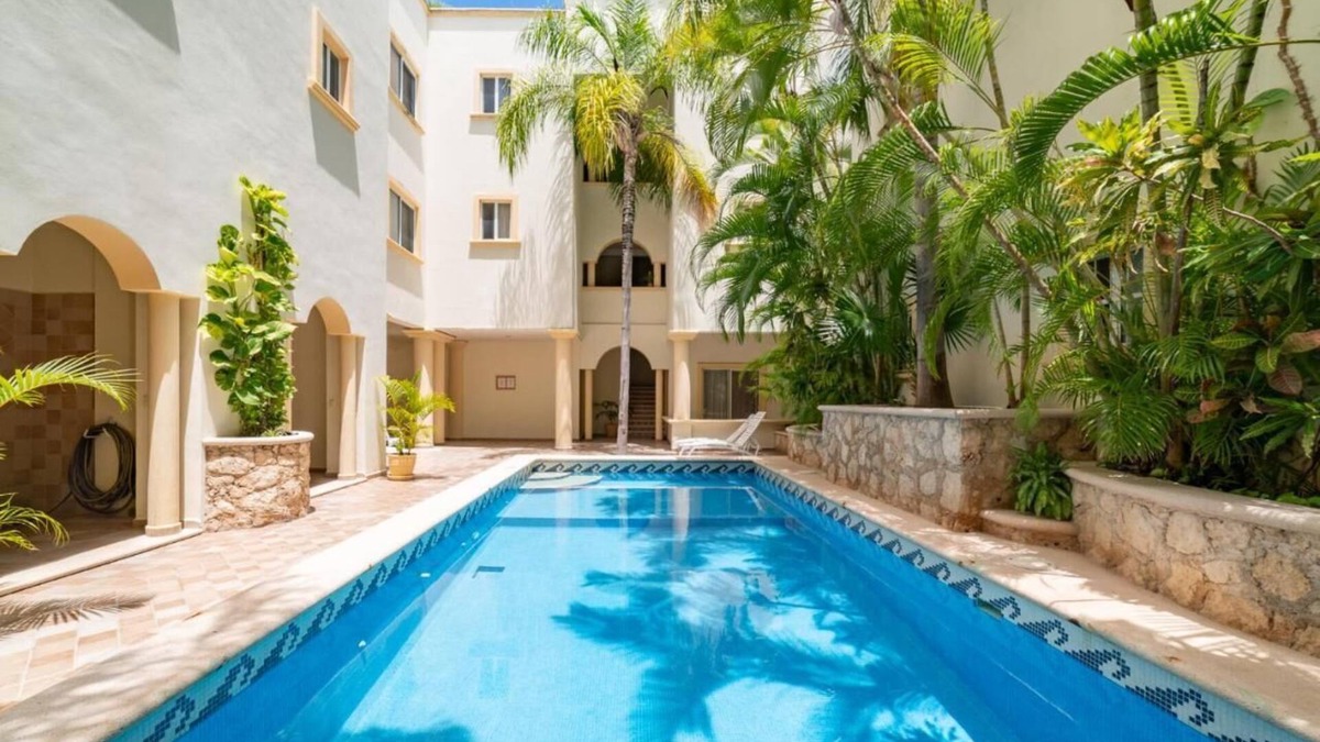 Gonzalo Guerrero Condo | Location, Location, Location! Beautiful Modern Condo 1 Blk from Beach/5th Ave