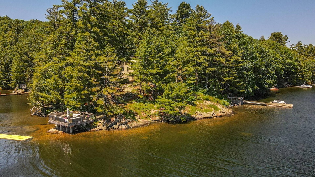 Minden Hills Cottage | Location! Location! Location!