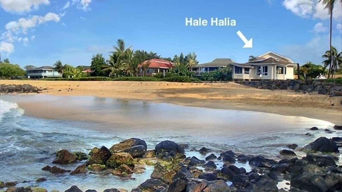 Poipu House | LOCATION! LOCATION! LOCATION!nBoogie Board at Brennecke's Beach!