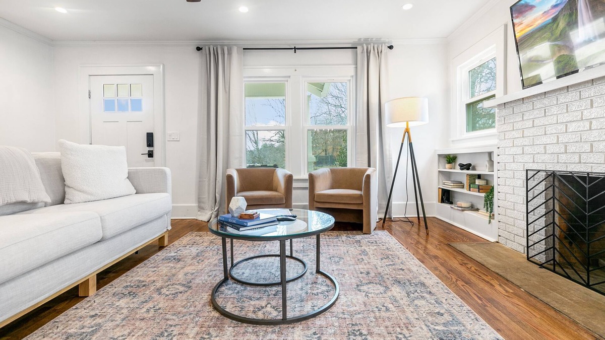 Fayetteville House | Location! - The Davidson - Charming Home in Fayetteville Historic District