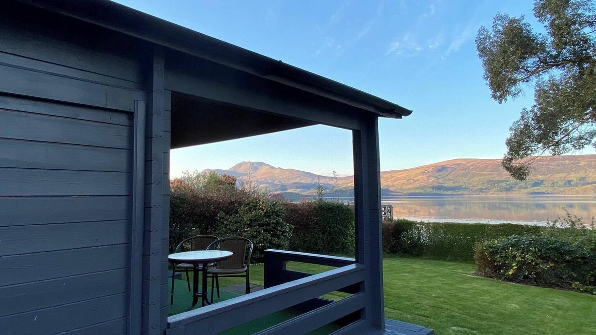 Luss Cabin | Lochside-1Bed-Pet Friendly-Amazing views
