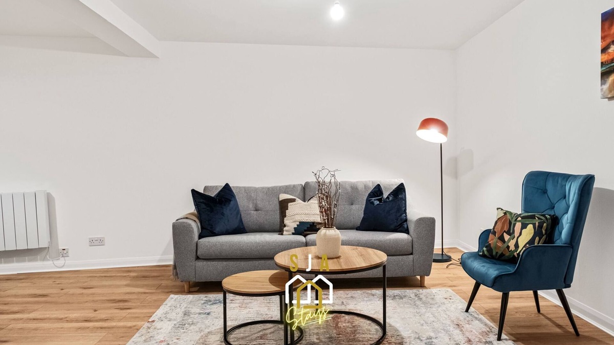 Central Aberdeen Apartment | Lochy Stay - SJA Stays - Modern 2 Bed Apartment
