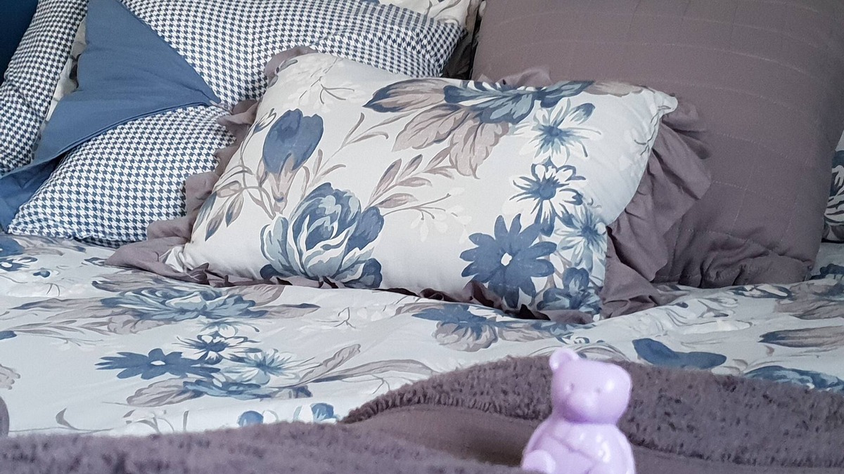 Lebrina Other | Lockleigh Park - Escape to the Country