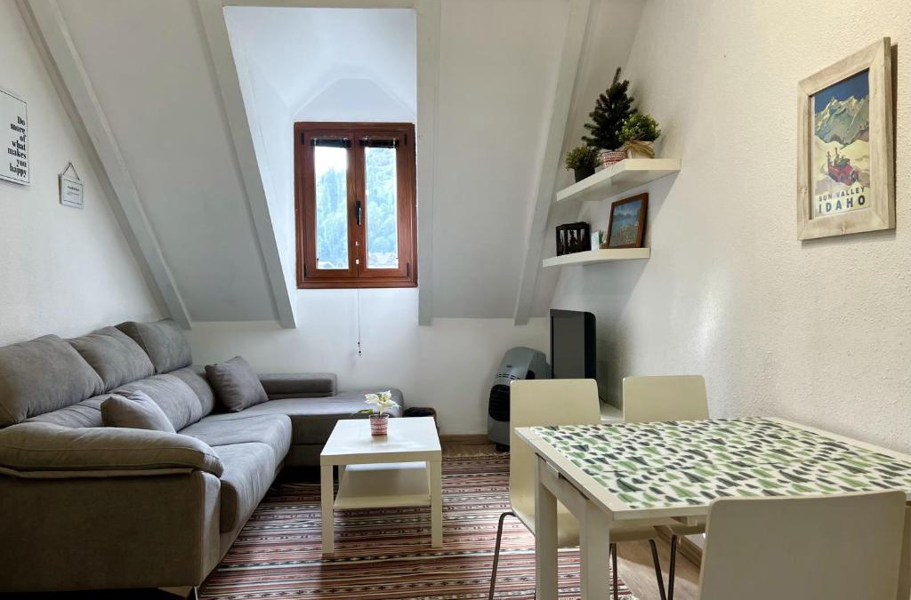 Sallent de Gallego Apartment | Locky · Espacio y Exclusividad ❅ Pirineos360 ❅