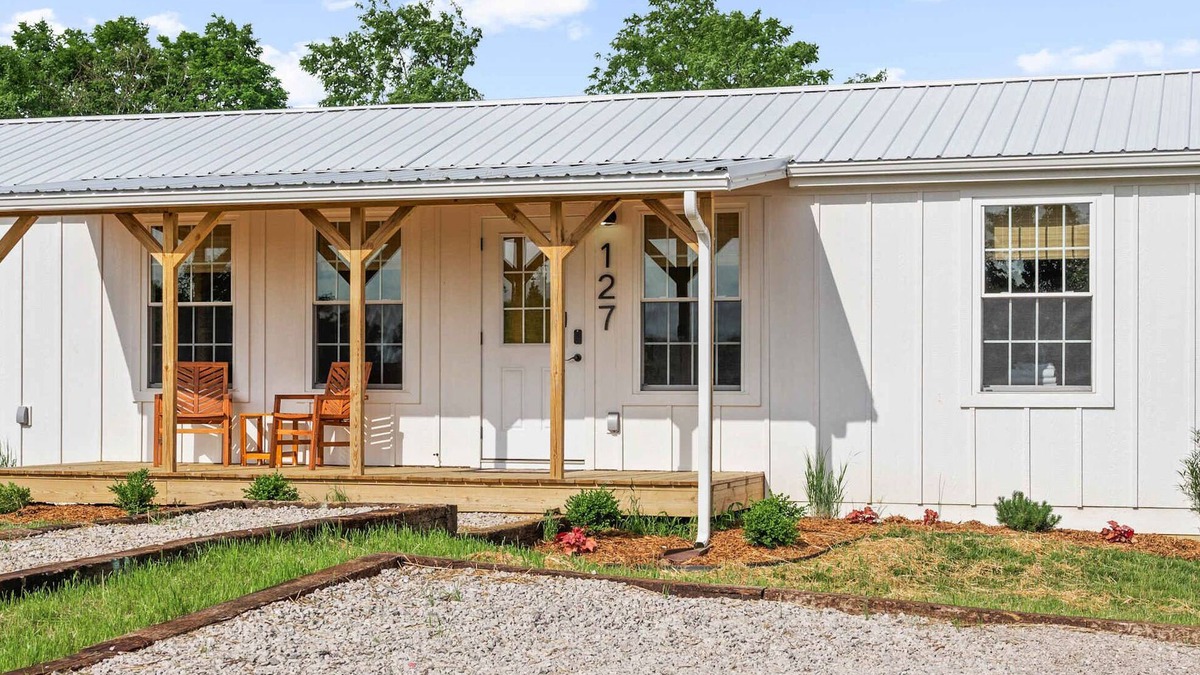 Williamstown Cabin | Lodge 127 at Eden Reserve—Safari Cabin Near Ark