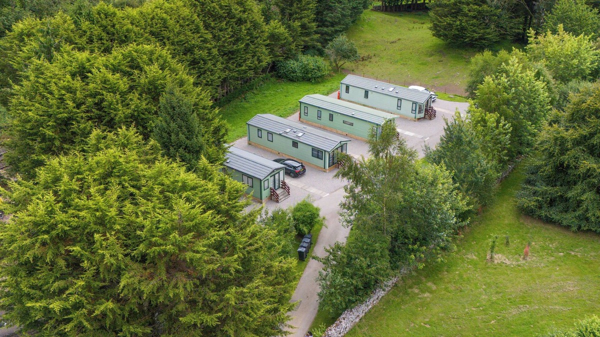 Meathop Cottage | LODGE 4, family friendly, with a garden in Silverdale