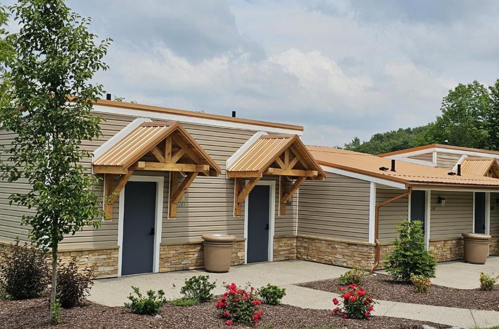 Chalk Hill Hotel | Lodge at Chalk Hill