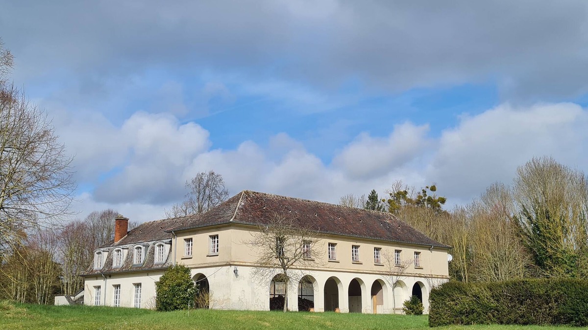 Versainville House | Lodge of XVIIIth c Castle - nested in the Parc - 6/7 p - 4 kms from Falaise