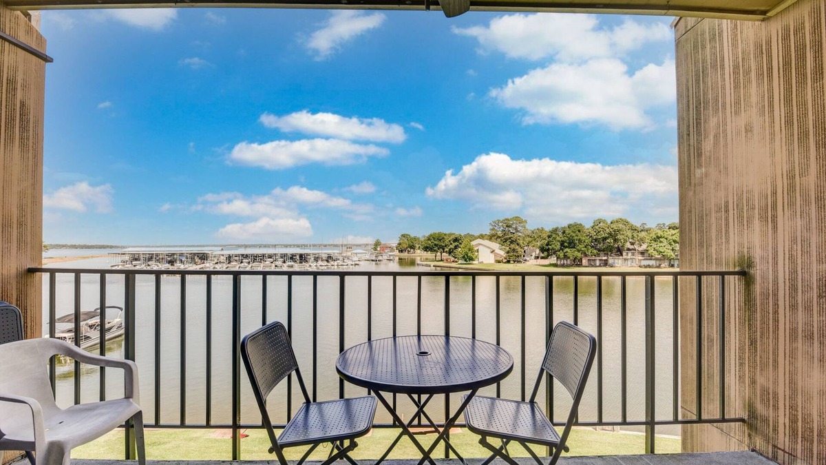 Walden on Lake Conroe Condo | Lodge On Lake Conroe