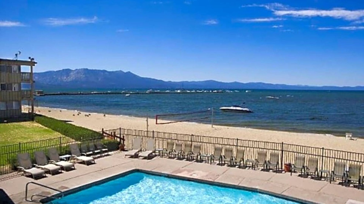 South Lake Tahoe Hotel | Lodge-styled Room w/Patio/Balcony Facing Lake Tah