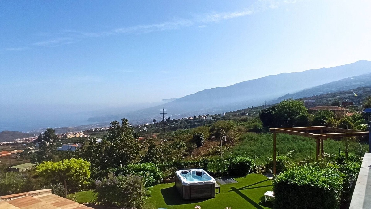 Los Realejos House | Lodging with spa. Sea/mountain views.15 minutes from Socorro beach.
