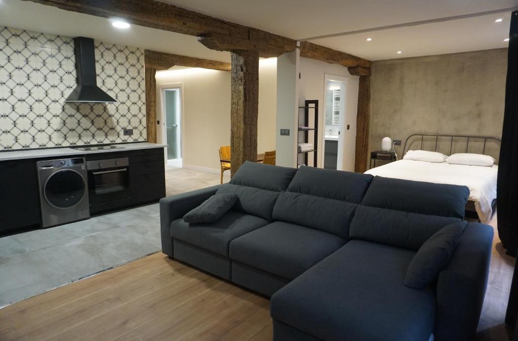 Bilbao Old Town Apartment | Loft 7calles, Casco Viejo. Bio