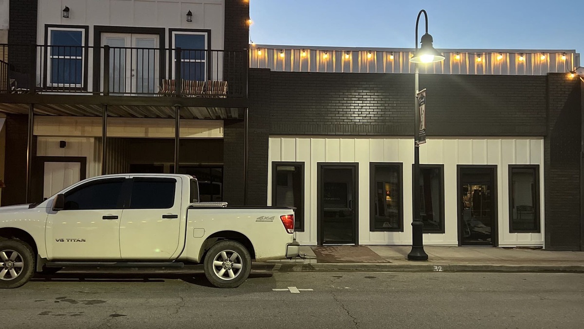 Oneonta Apartment | Loft apartment in entertainment district of town for the family!