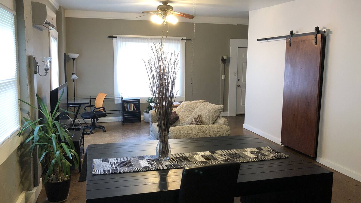 Charleston Apartment | Loft apartment near UC, CAMC