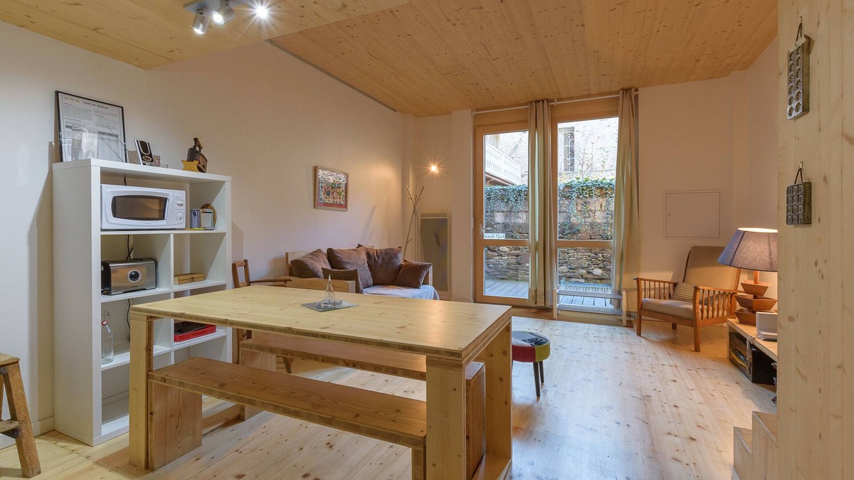 Bagneres-de-Luchon Cottage | Loft Coco * - Luchon, chocolate souvenirs