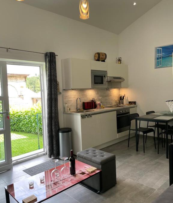 Wepion House | Loft exceptionnel à Wépion avec jacuzzi extérieur l été et cabine infrarouge