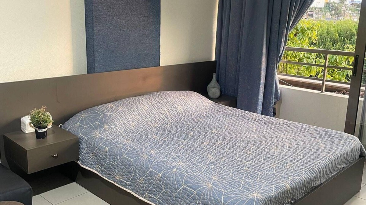 Zouk Mosbeh Apartment | Loft in Siwar,2 min from Hotel Le Royal,incl motor