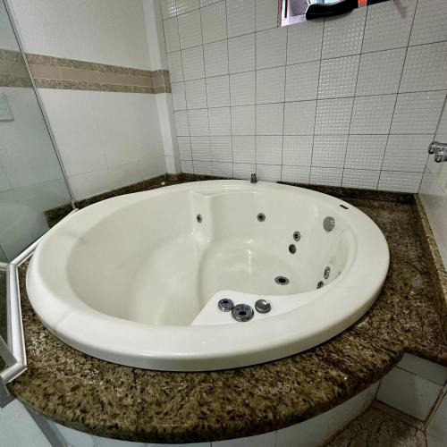 Esplanada Apartment | Loft Lux SM 15 (Jacuzzi, Smart TV, Ar condicionado, Cozinha)
