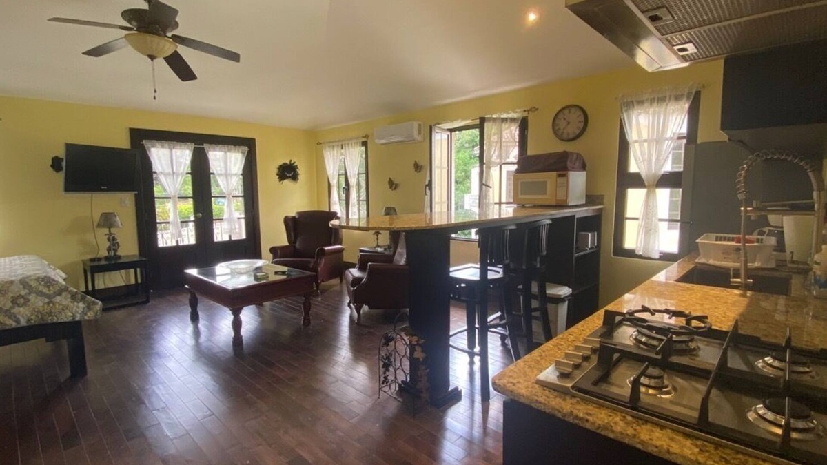 Santa Clara Apartment | Loft Pres de la mer a 1 km de la mer Tres Calme Avec Beaucoup de Securite bbq ac