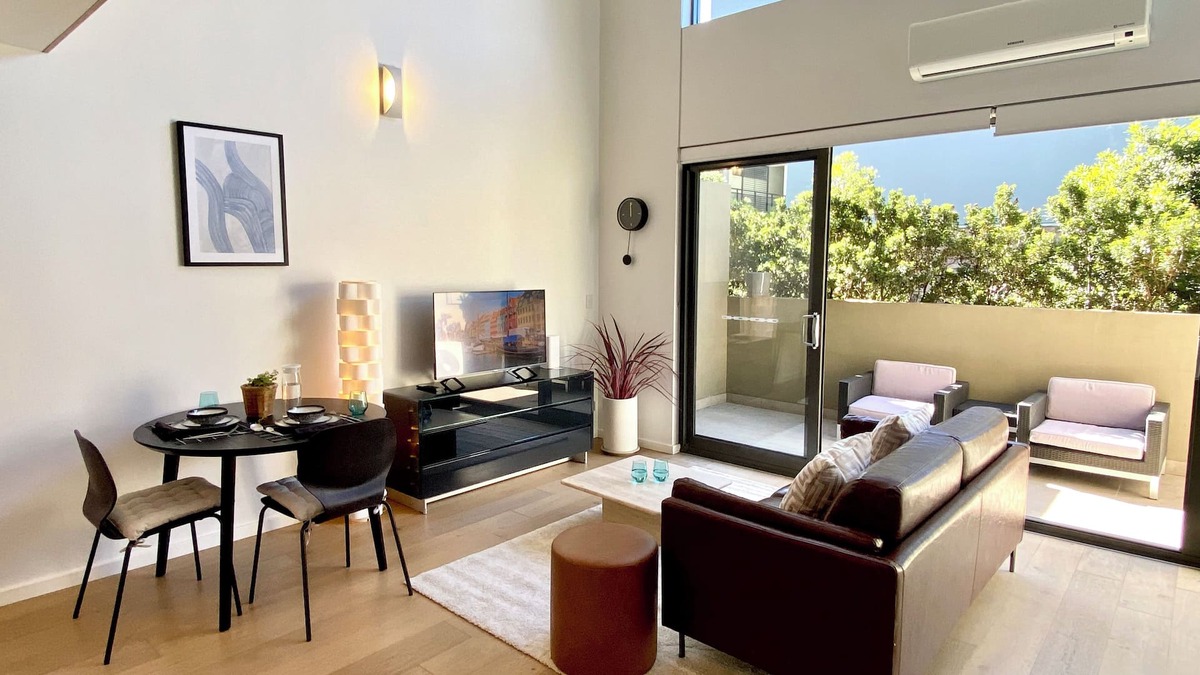 Waterloo Apartment | Loft Style 1 Bedroom Apartment