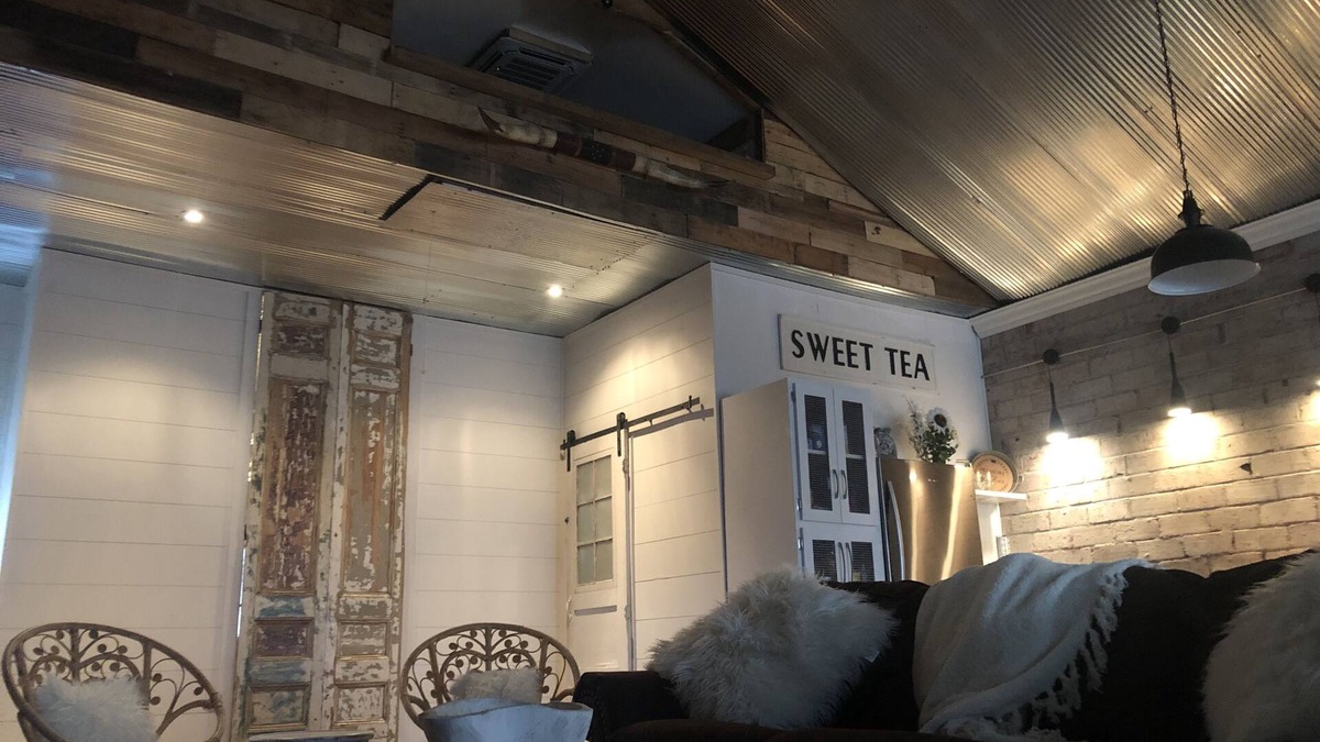 Langley Villa | Loft-style Villa near Pensacola Dam on Grand Lake!