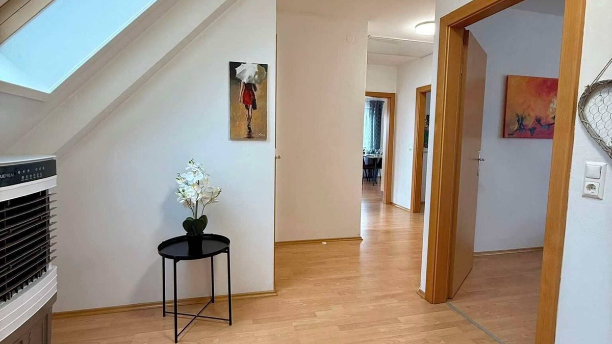 Dobl-Zwaring Apartment | Loftartige und sonniges Apartment mit Balkon in Dobl bei Graz DG06