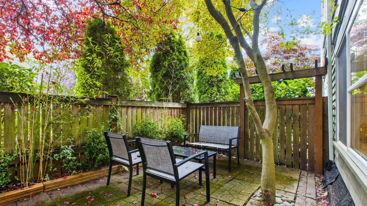 Licton Springs Apartment | Loftium | Comfy Guest Suite Near Green Lake!