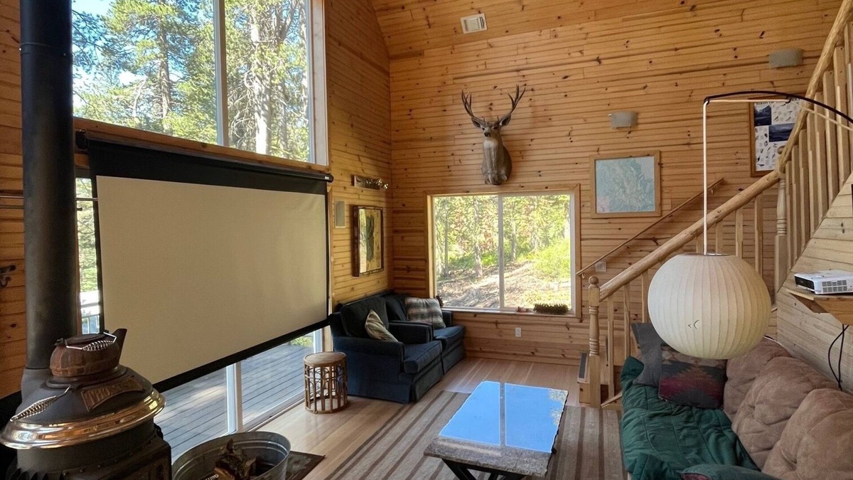 Echo Lake Cabin | Lofty Mountain Retreat perfectly close to South Lake Tahoe / Pacific Crest Trail