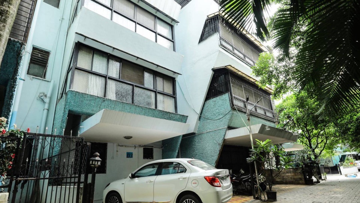 Koregaon Park House | Lofty Seasons Service Apartments