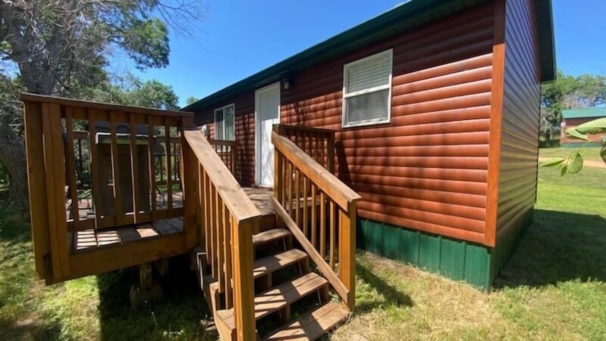 Grassy Butte Cabin | Log Cabin by ND Badlands