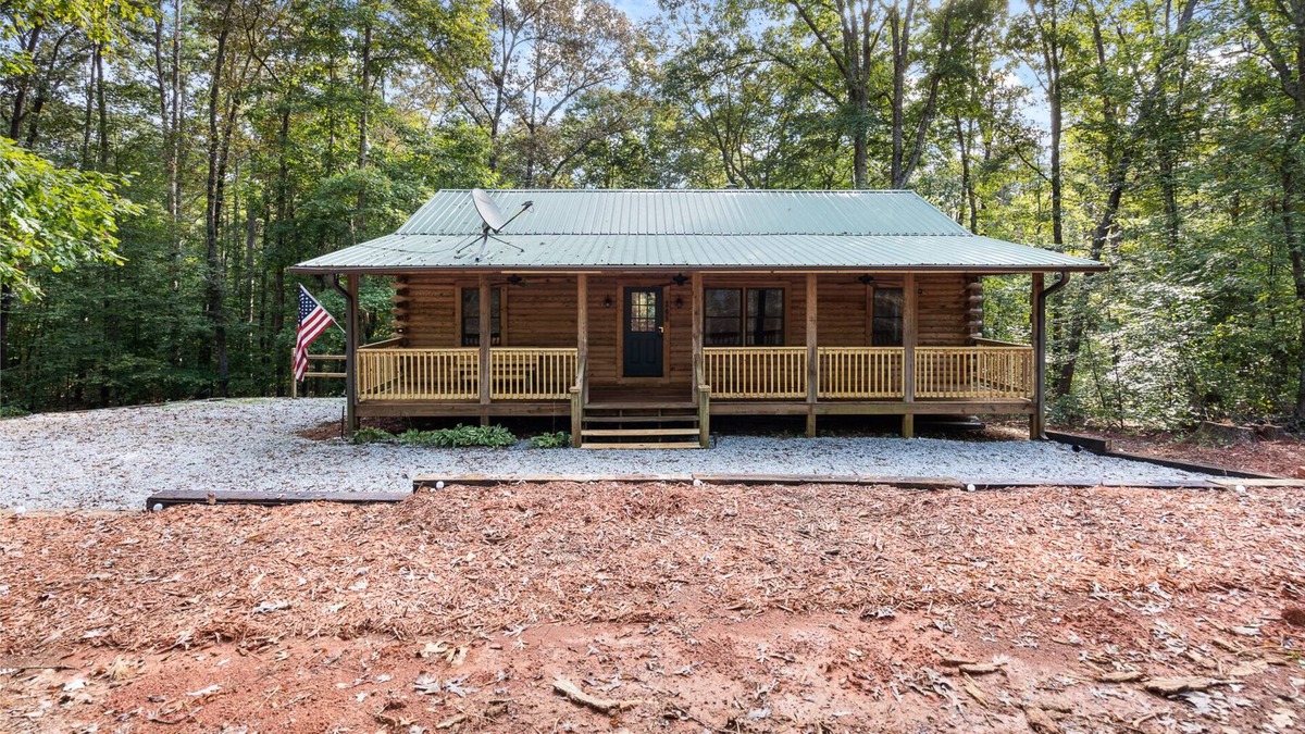 Westminster Cabin | Log Cabin on Secluded 3 acre property