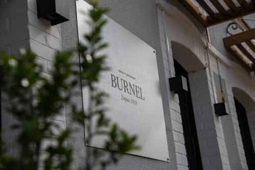 Rouvres-en-Xaintois Hotel | Logis Burnel Et La Cle Des Champs